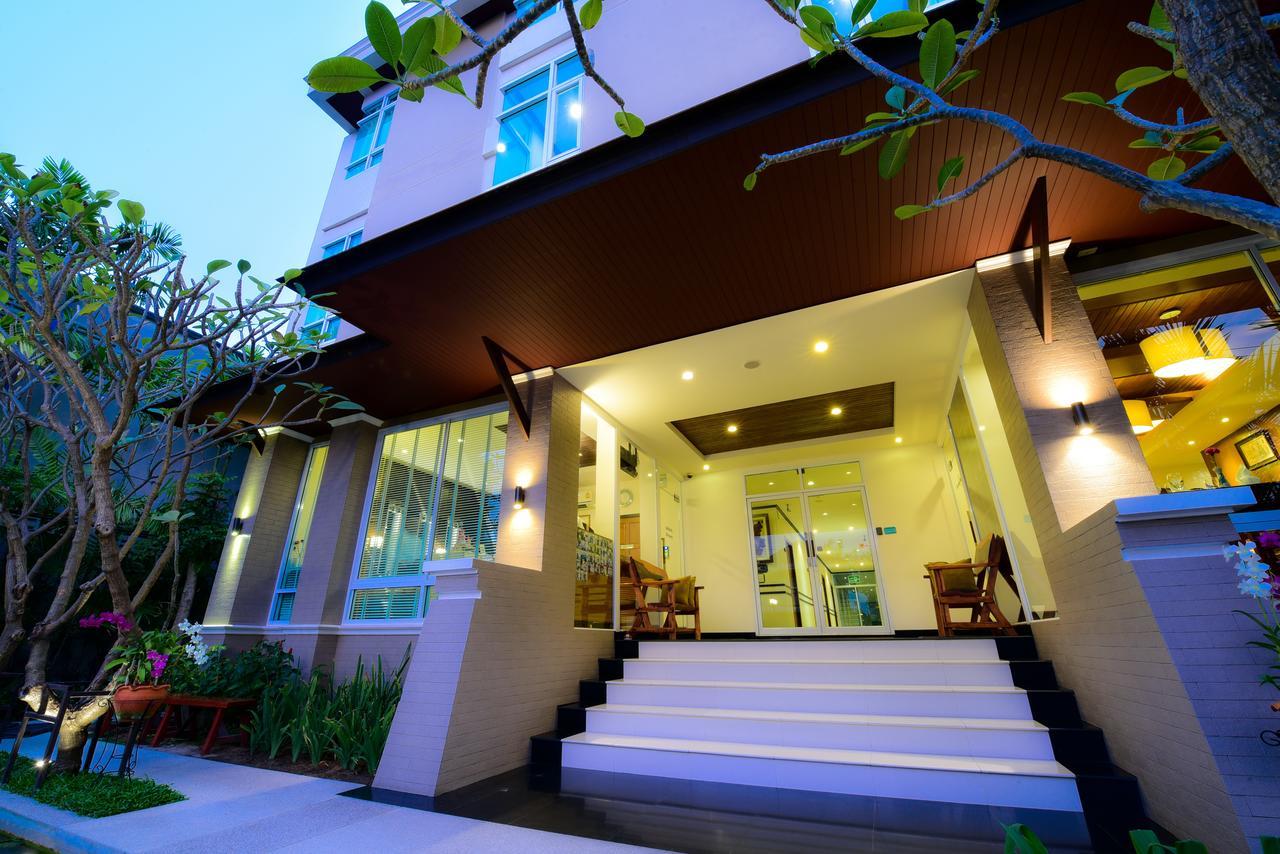 Rapeepan Ville Hotel Ubon Ratchathani Dış mekan fotoğraf
